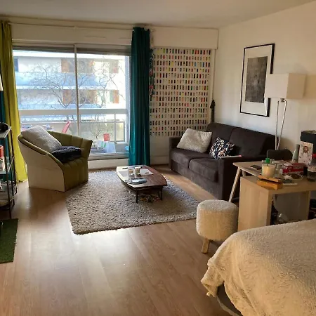 34m2 With Balcony * Parijs