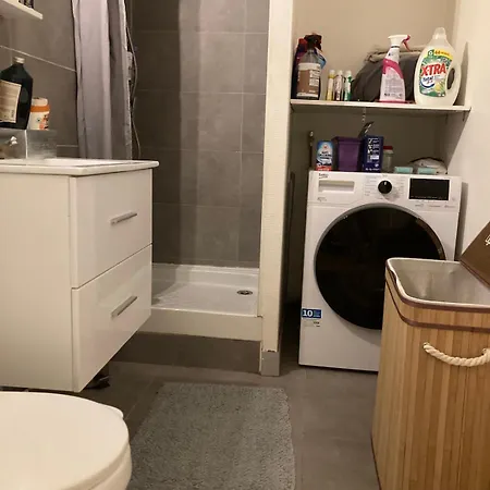 Appartement 34m2 With Balcony Parijs